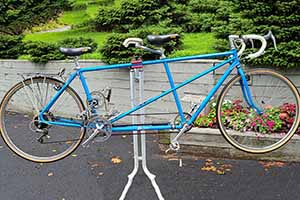 Photo of a Burley Duet w/ removable Child Crank Tandem Bicycle For Sale