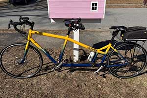 Photo of a 2017 DaVinci Joint Venture 700 Tandem Bicycle For Sale
